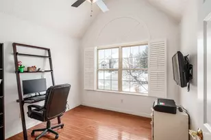 8133 Dunaway Ln, Westerville, OH 43082 - Photo 17