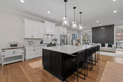 130 Barrington Place, Powell, OH 43065 - Photo 3