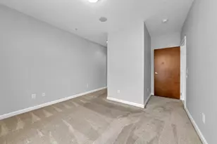 845 N High St, Columbus, OH 43215 - Photo 23