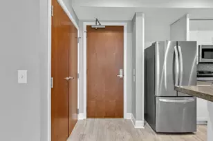 845 N High St, Columbus, OH 43215 - Photo 15