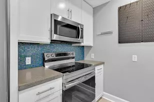 845 N High St, Columbus, OH 43215 - Photo 13