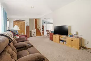 15700 Sherri Dr, Mount Vernon, OH 43050 - Photo 5