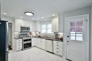 398 Fallis Rd, Columbus, OH 43214 - Photo 15