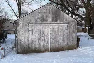 5 W Taylor St, Ashley, OH 43003 - Photo 5