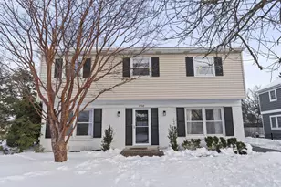 2748 Tremont Rd, Columbus, OH 43221 - Photo 3