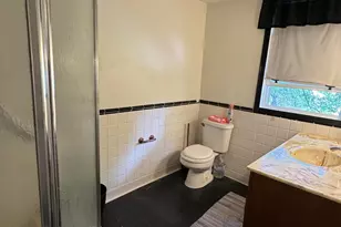1012 Kling St, Akron, OH 44301 - Photo 13