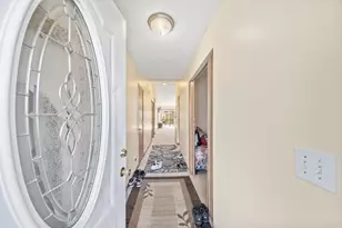 1521 October Ridge Ct, Columbus, OH 43223 - Photo 13