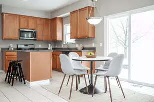 3443 Village Club Dr, Powell, OH 43065 - Photo 11