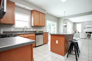 3443 Village Club Dr, Powell, OH 43065 - Photo 11