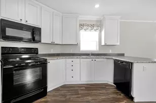 22 Skyline Dr, Ashville, OH 43103 - Photo 11