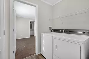 22 Skyline Dr, Ashville, OH 43103 - Photo 19