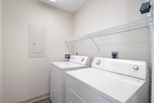 4947 Stratford Pine Ln, Dublin, OH 43016 - Photo 7