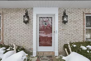 12825 Fox Run Ct NW, Pickerington, OH 43147 - Photo 7