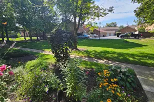 5305 Berrywood Dr, Columbus, OH 43220 - Photo 3