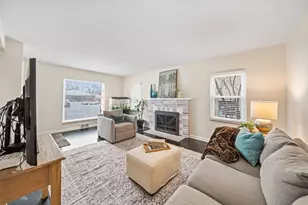 2026 Jervis Rd, Columbus, OH 43221 - Photo 9