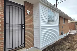 2144 Toni St, Columbus, OH 43219 - Photo 3