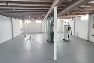 2144 Toni St, Columbus, OH 43219 - Photo 13