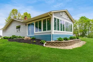 8263 Bennington Chapel Rd, Centerburg, OH 43011 - Photo 7