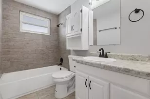 868 Harwood Dr, Columbus, OH 43228 - Photo 17