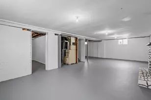 868 Harwood Dr, Columbus, OH 43228 - Photo 25