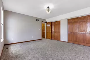 8900 Latham Ct, Reynoldsburg, OH 43068 - Photo 37