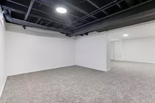 8900 Latham Ct, Reynoldsburg, OH 43068 - Photo 41