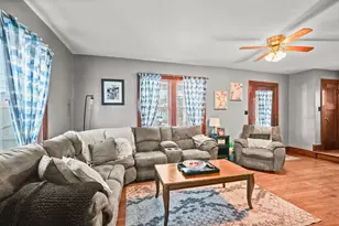 112 Iron St, Bucyrus, OH 44820 - Photo 11