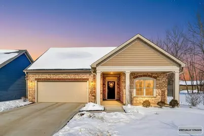 1636 Waterside Drive #D2, Circleville, OH 43113 - Photo 1