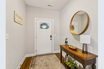 1636 Waterside Drive #D2, Circleville, OH 43113 - Photo 7