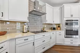 1636 Waterside Dr, Circleville, OH 43113 - Photo 17