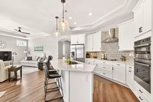 1636 Waterside Dr, Circleville, OH 43113 - Photo 11