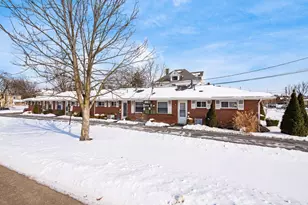 254 W 5th St, Marysville, OH 43040 - Photo 5