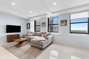 50 W Broad St, Columbus, OH 43215 - Photo 9