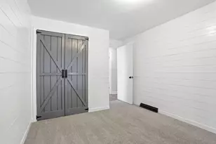 421 Clifton Ave, Findlay, OH 45840 - Photo 17