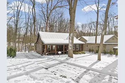 410 Apple Hill Hill N, Howard, OH 43028 - Photo 1