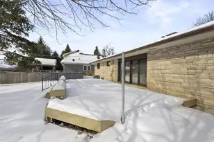 2255 Haviland Rd, Columbus, OH 43220 - Photo 31