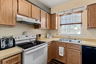 6988 Endsleigh Dr, Reynoldsburg, OH 43068 - Photo 7