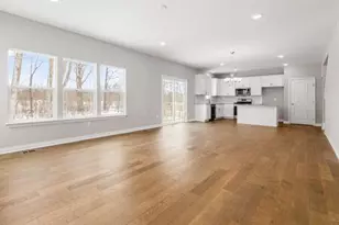 1612 Whispering Pines Ln, Bellefontaine, OH 43311 - Photo 11