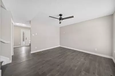 375 Darby Court, Galloway, OH 43119 - Photo 5