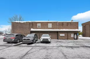 37 E Wilson Bridge Rd, Worthington, OH 43085 - Photo 1