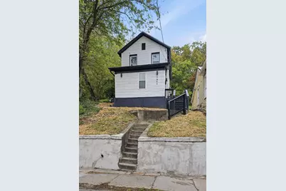 1041 Market Street, Zanesville, OH 43701 - Photo 1