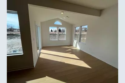 326 White Pines Drive, Bellefontaine, OH 43311 - Photo 11