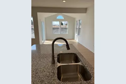 326 White Pines Drive, Bellefontaine, OH 43311 - Photo 9