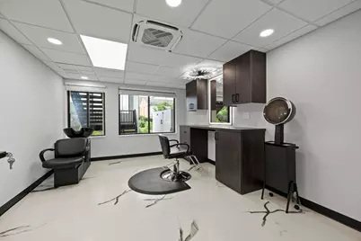 4588 Kenny Road, Columbus, OH 43220 - Photo 13