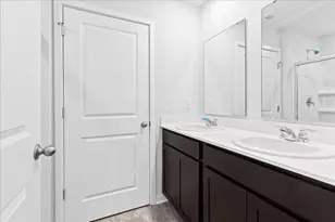 1489 Jarry Ave, Columbus, OH 43228 - Photo 15