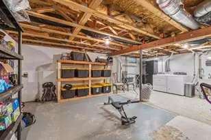 1138 Devlin Ct, Columbus, OH 43228 - Photo 33