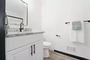 2081 Ormond Ave, Columbus, OH 43224 - Photo 7