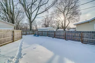 2471 Valleyview Dr, Columbus, OH 43204 - Photo 17