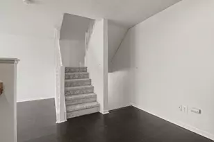 7048 Monarchos Dr, New Albany, OH 43054 - Photo 9