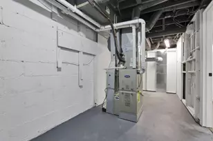 180 N Harding Rd, Columbus, OH 43209 - Photo 29